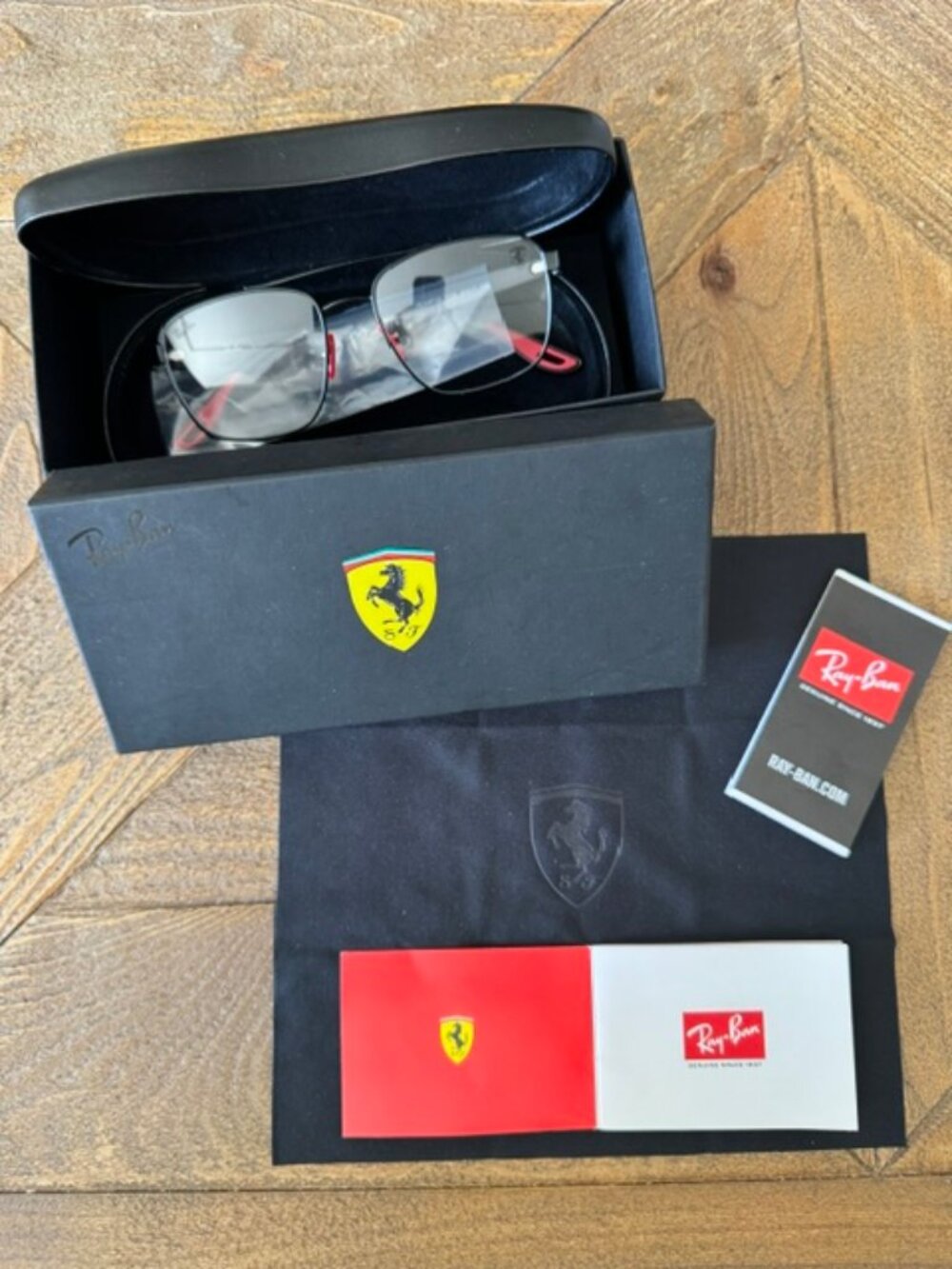 RAY BAN RX6467M SCUDERIA FERRARI - Black & Red - NWT - All accessories included